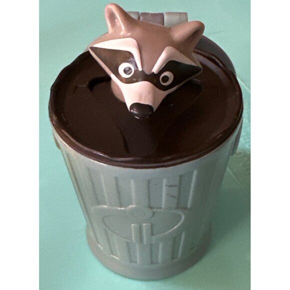 Random Lot of 8 Collectible Toys Made For McDonald's/Sonic - Picture 7 of 8